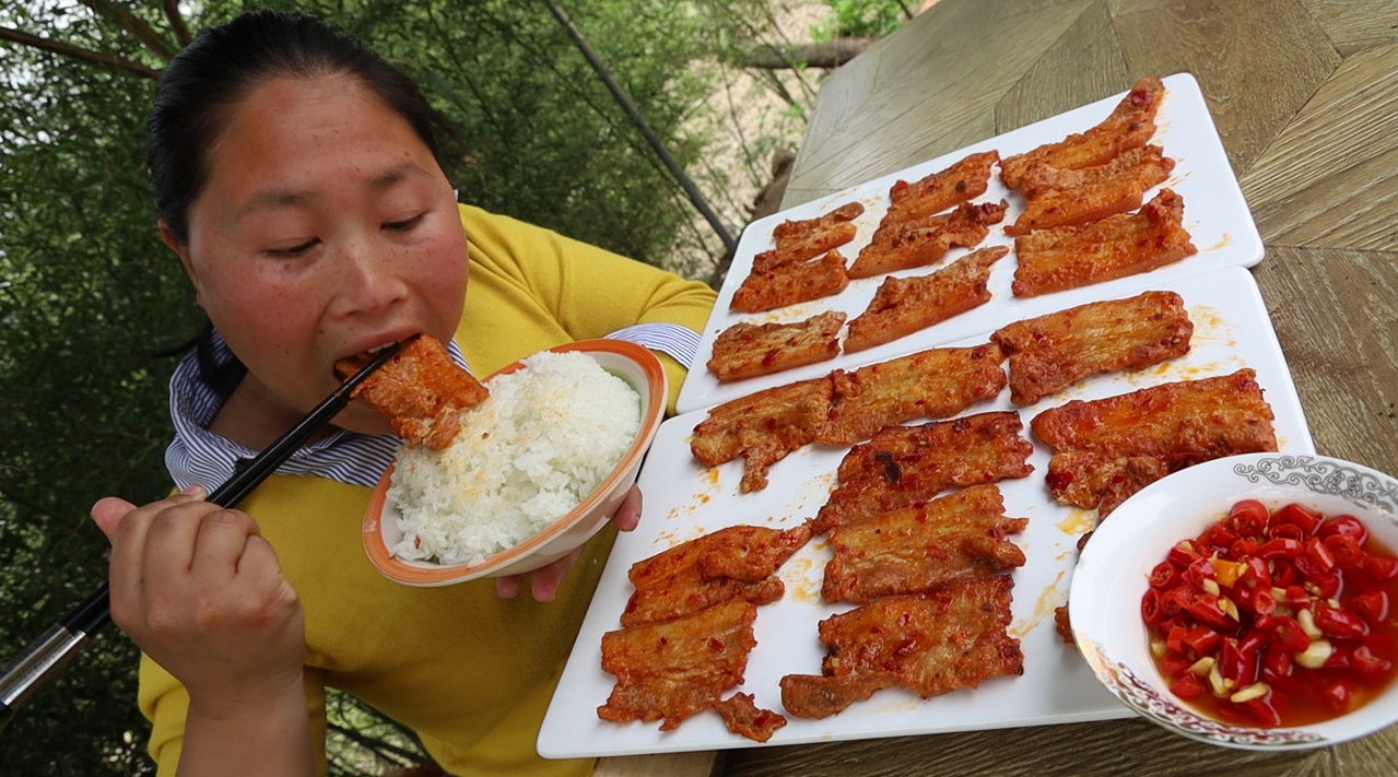 粉蒸肉好吃有诀窍? 胖妹这样做才解馋...